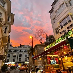 Oldmile Palace Istanbul