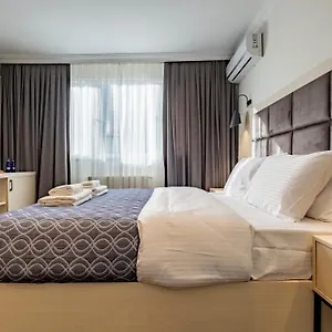 3* Hotel Hub
