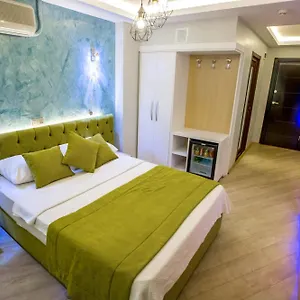 3* Hotel Pera Capitol